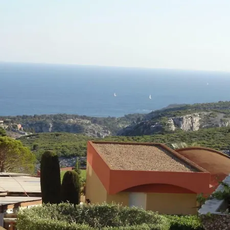 Mar Y Luz * Cassis